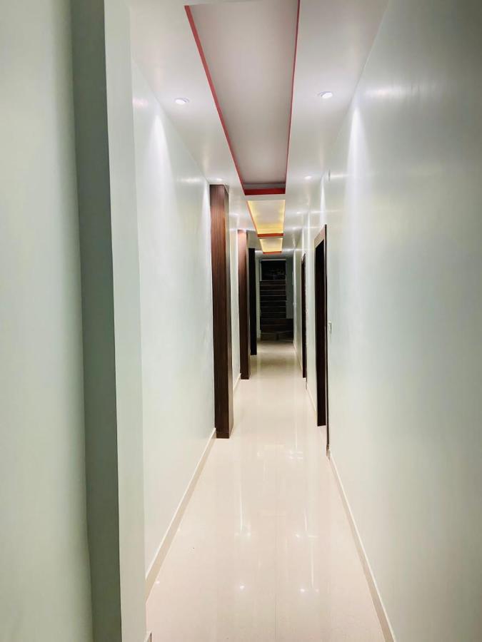 Hotel Grill Inn Лакхнау Екстер'єр фото