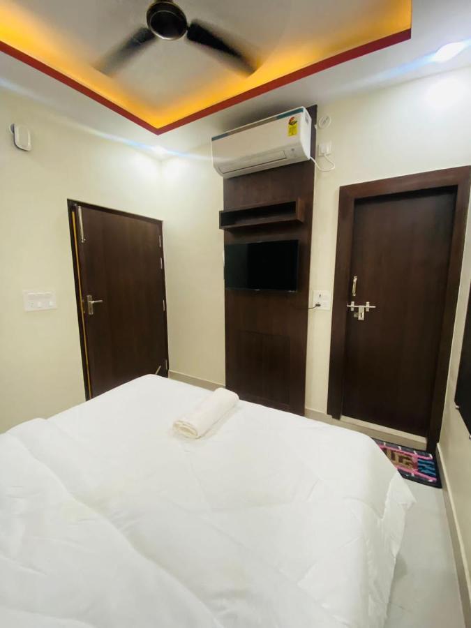 Hotel Grill Inn Лакхнау Екстер'єр фото
